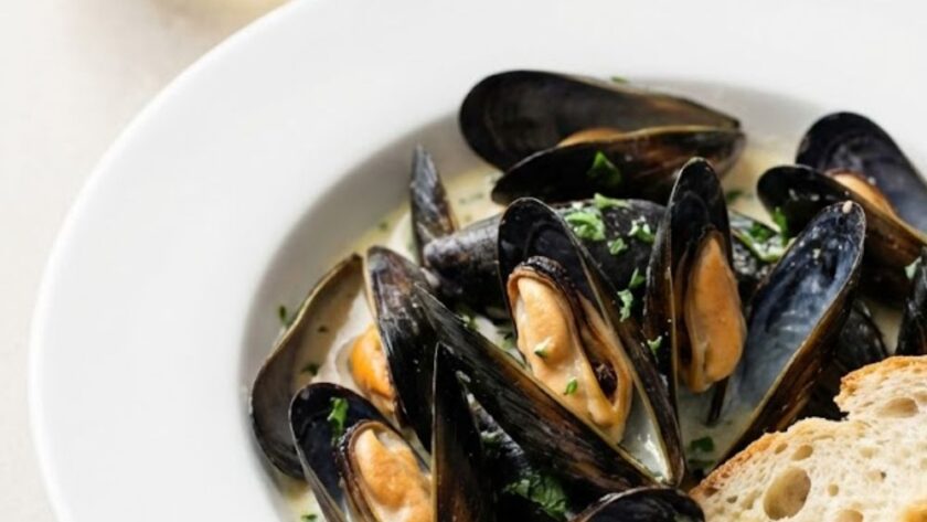 Mary Berry Moules Marinière Recipe